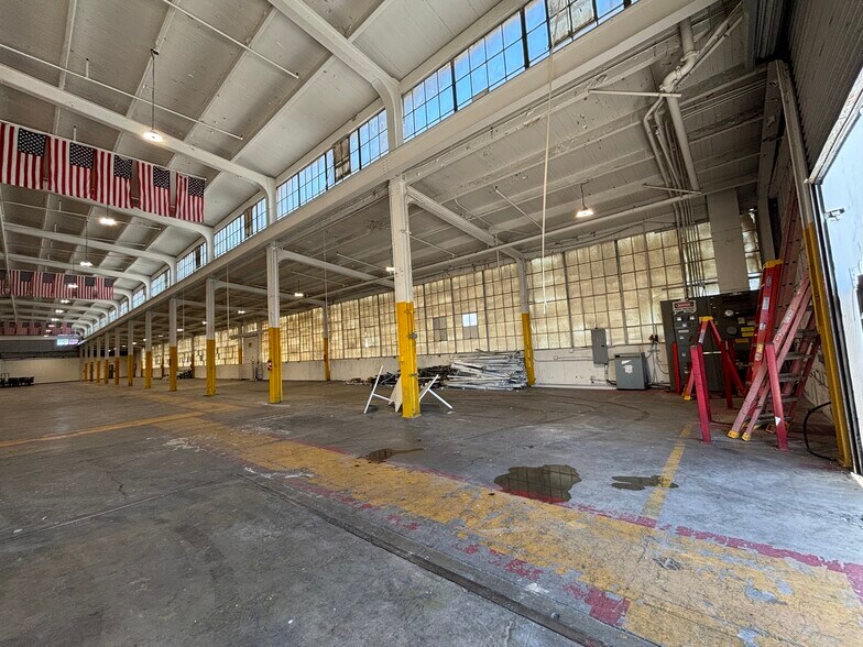 More Photos Of 3850 Santa Fe Ave, Vernon Manufacturing For Lease