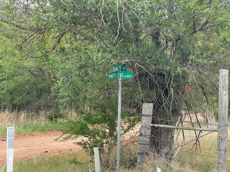 More Photos Of Hwy 287 E & CR 15, Childress Land For Sale