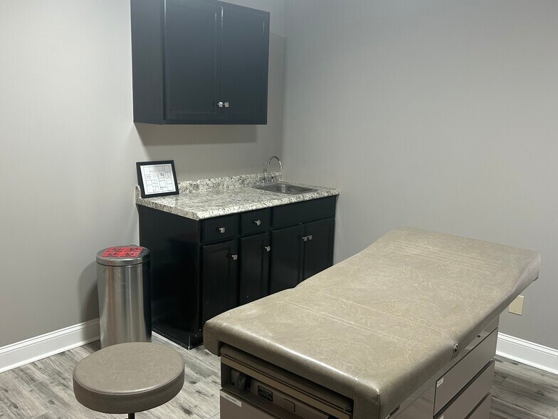 More Photos Of 3525 Holcomb Bridge Rd, Peachtree Corners Office Residential For Lease