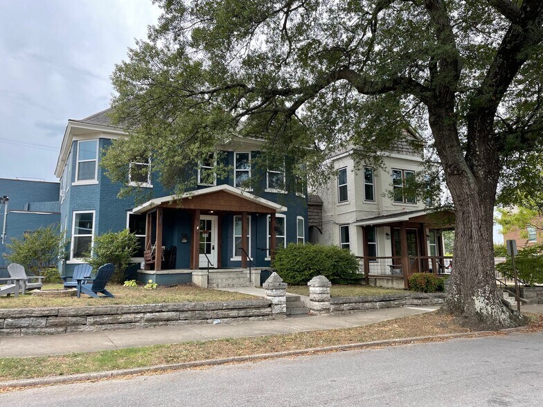 More Photos Of 924 E 8th St, Chattanooga Dormitory For Sale