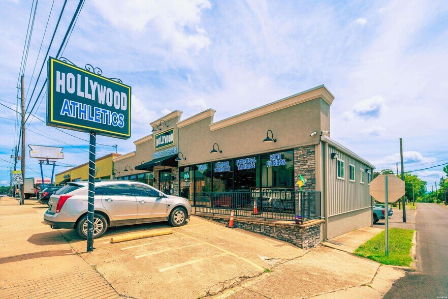 More Photos Of , Hot Springs General Retail For Sale