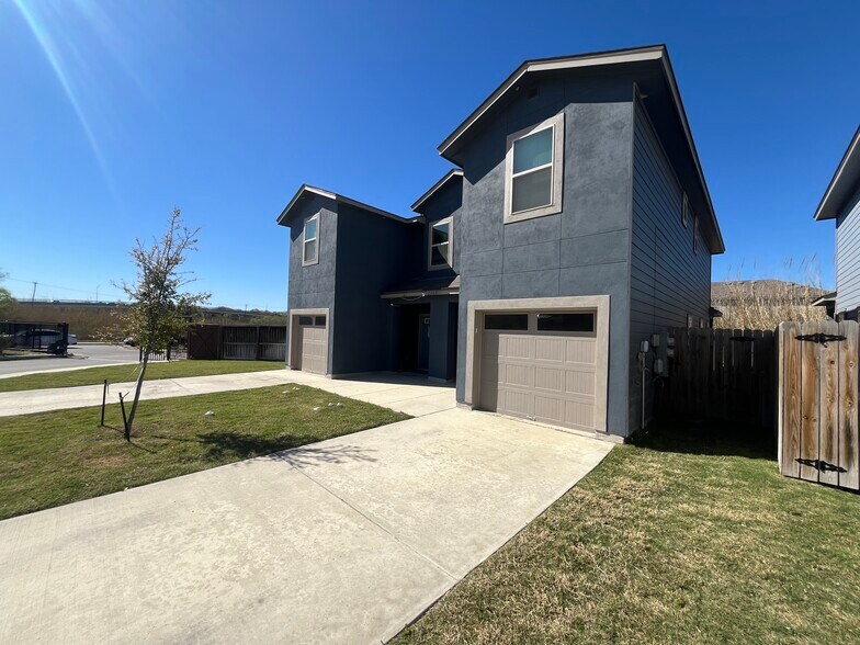 More Photos Of 6303 Luglio Ln, San Antonio Multifamily For Sale