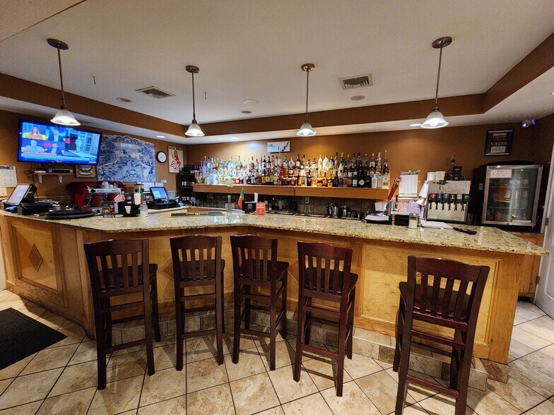 More Photos Of 128 County St, New Bedford Restaurant For Sale
