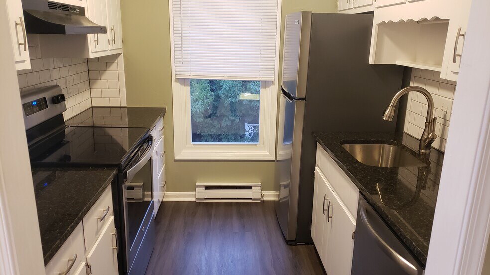 More Photos Of 1 W 10th St, Frederick Apartments For Sale