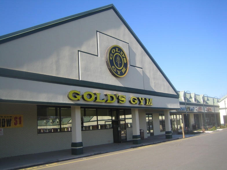 More Photos Of 604-640 Enfield St, Enfield General Retail For Lease
