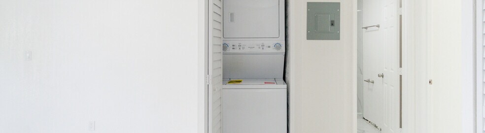 More Photos Of 86 NE 36th Ct, Oakland Park Apartments For Sale