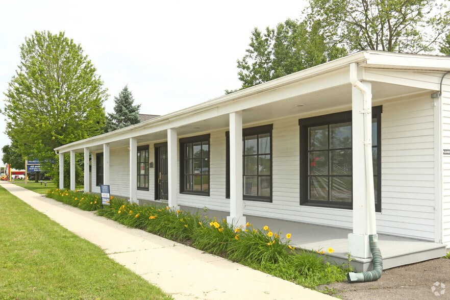 More Photos Of 6585 Jackson Rd, Ann Arbor Office For Lease