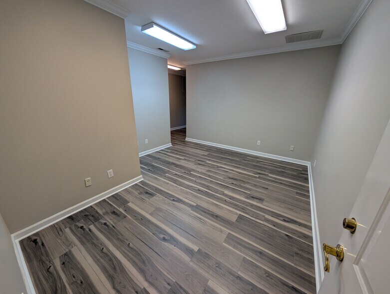 More Photos Of 1220 SE Maynard Rd, Cary Coworking Space
