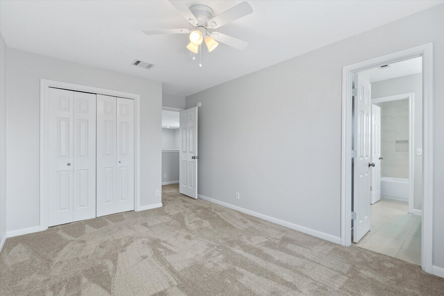 More Photos Of 113 Holmstrom St, Hutto Specialty For Sale