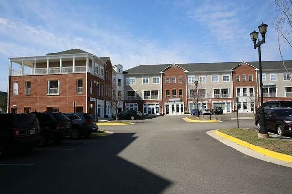 Primary Photo Of 13895 Hedgewood Dr, Woodbridge Medical For Lease