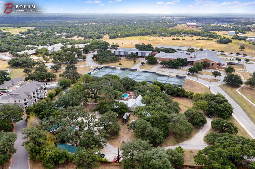 More Photos Of 137 Old San Antonio Rd, Boerne Apartments For Sale
