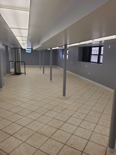 More Photos Of 2004 New York Ave, Union City Apartments For Lease