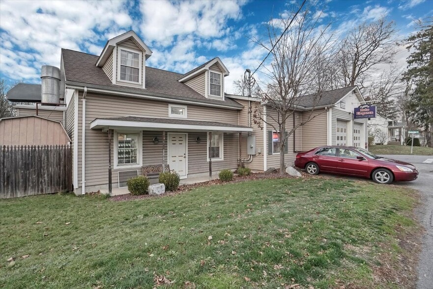 More Photos Of 3 Marlorville Rd, Wappingers Falls Auto Repair For Sale