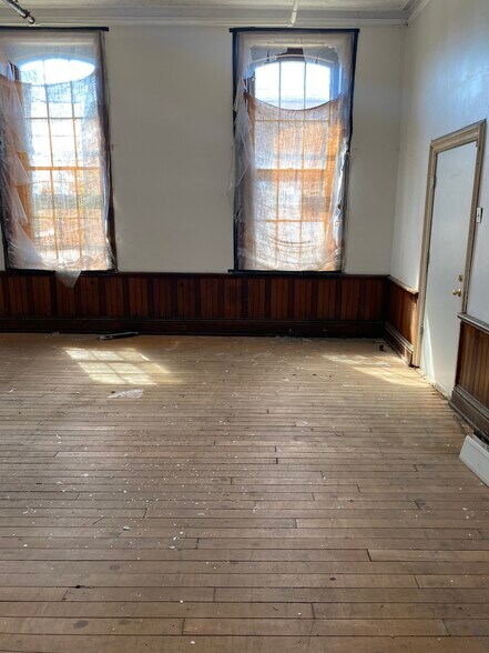More Photos Of 3 N 2nd Ave, Norwich Storefront Retail Office For Lease