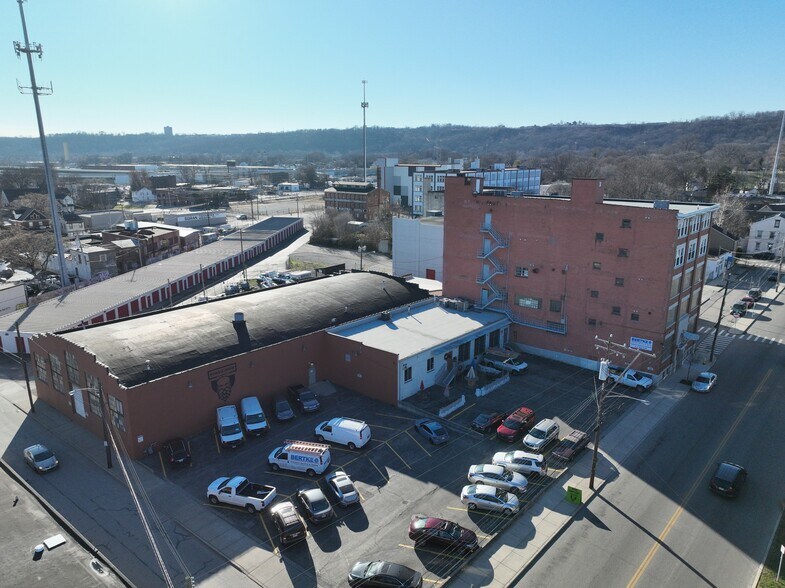 More Photos Of 1645 Blue Rock St, Cincinnati Light Manufacturing For Lease