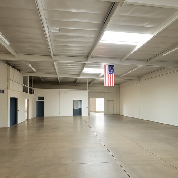 More Photos Of 1301-1307 E Edinger Ave, Santa Ana Showroom For Lease