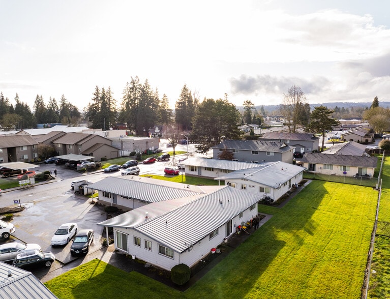 More Photos Of 1061-1067 Ring St, Salem Apartments For Sale