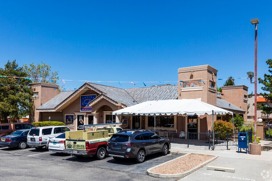 More Photos Of 4243 Montgomery Blvd NE, Albuquerque Restaurant For Lease