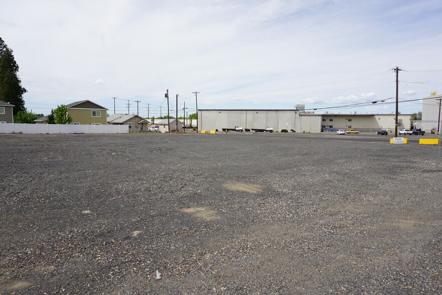 More Photos Of 725 Park ave, Prosser Land For Sale