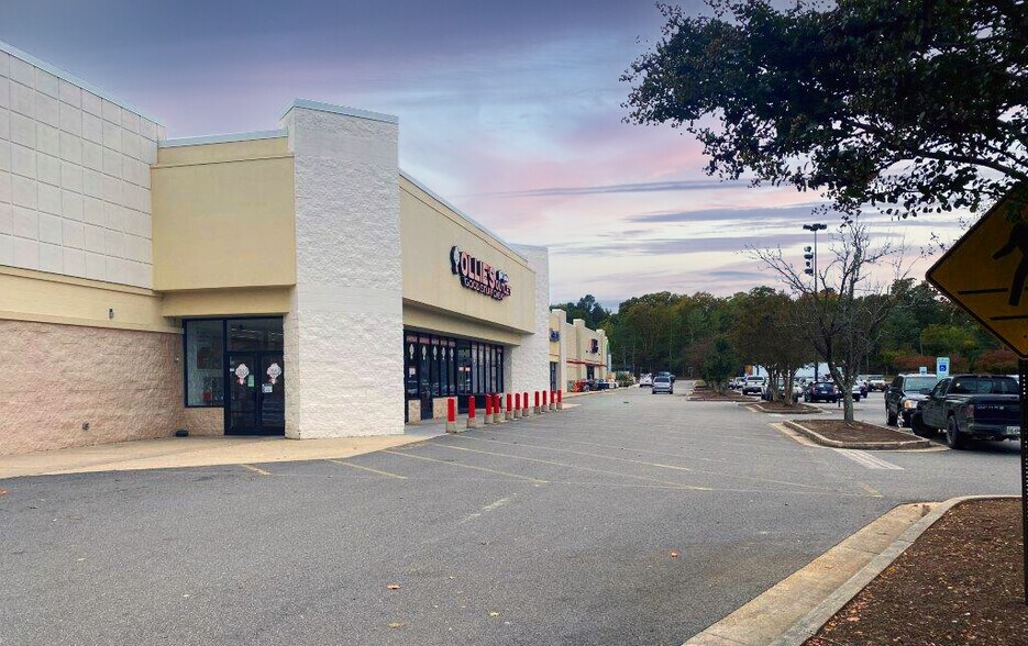 More Photos Of 6533-6585 Market Dr, Gloucester Unknown For Lease