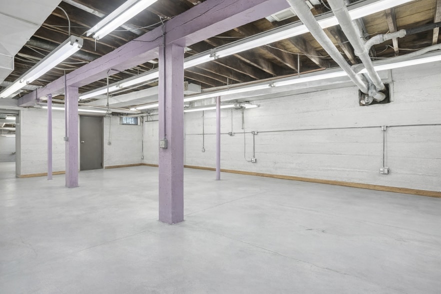 More Photos Of 3040 Lyndale Ave S, Minneapolis Office For Sale