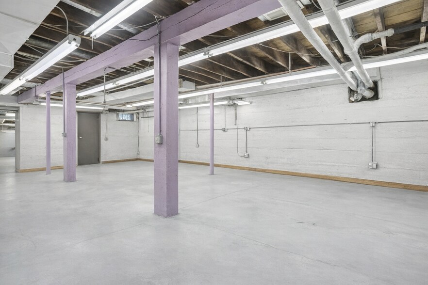 More Photos Of 3040 Lyndale Ave S, Minneapolis Office For Sale