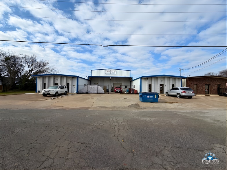 More Photos Of 635-645 Hembry St, Lewisville Warehouse For Lease