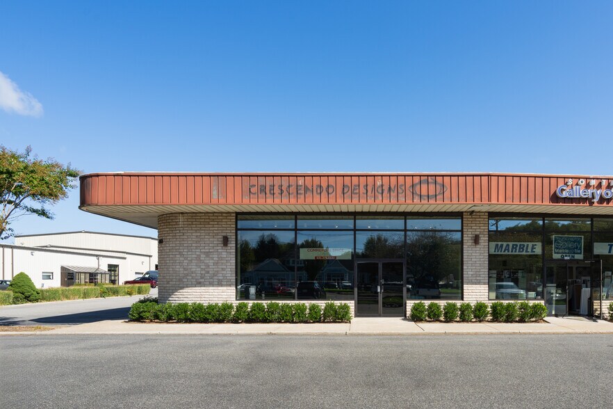 Primary Photo Of 641 County Road 39A, Southampton General Retail For Lease