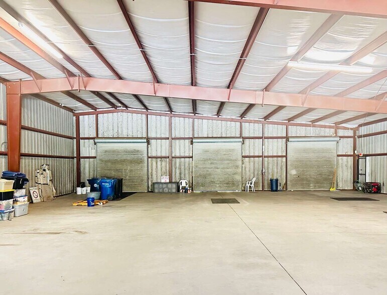 More Photos Of 3440 US Highway 92 E, Lakeland Warehouse For Sale