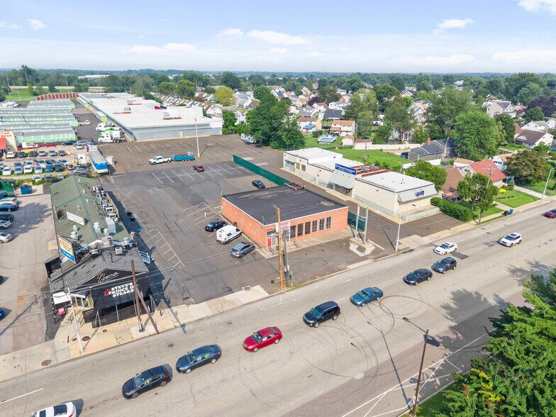 More Photos Of 2719-2745 Comly Rd, Philadelphia Office For Sale