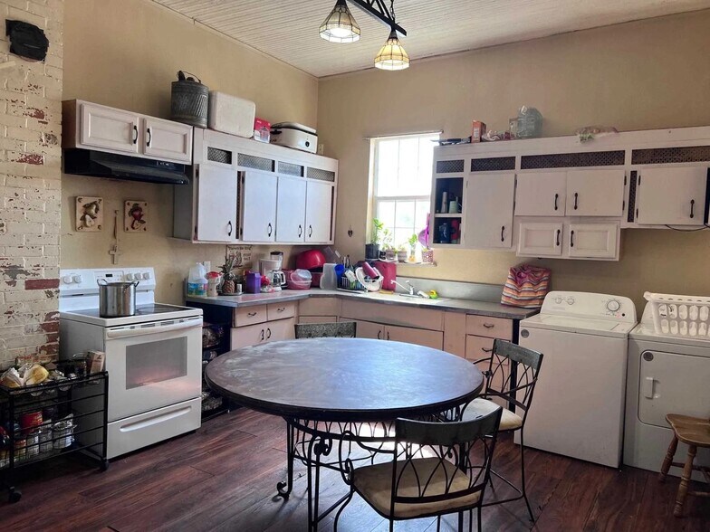 More Photos Of , Del Rio Unknown For Sale