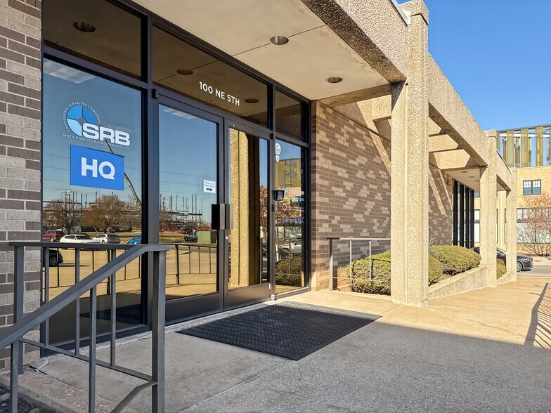 More Photos Of 100 NE 5th St, Oklahoma City Coworking Space