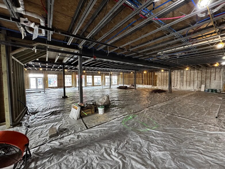 More Photos Of 210-216 Duval St, Key West General Retail For Lease