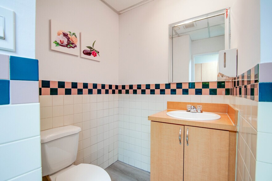 More Photos Of 7000 SW 97th Ave, Miami Office For Sale