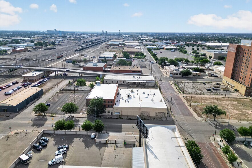 More Photos Of 117 Fillmore St, Amarillo Industrial For Sale