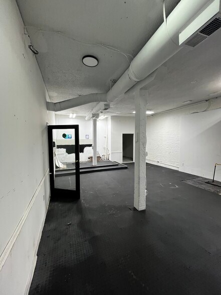 More Photos Of 251 Trinity Ave SW, Atlanta General Retail For Sale