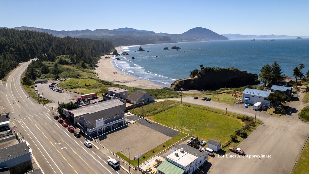 More Photos Of 267 W Sixth St, Port Orford Storefront Retail Residential For Sale