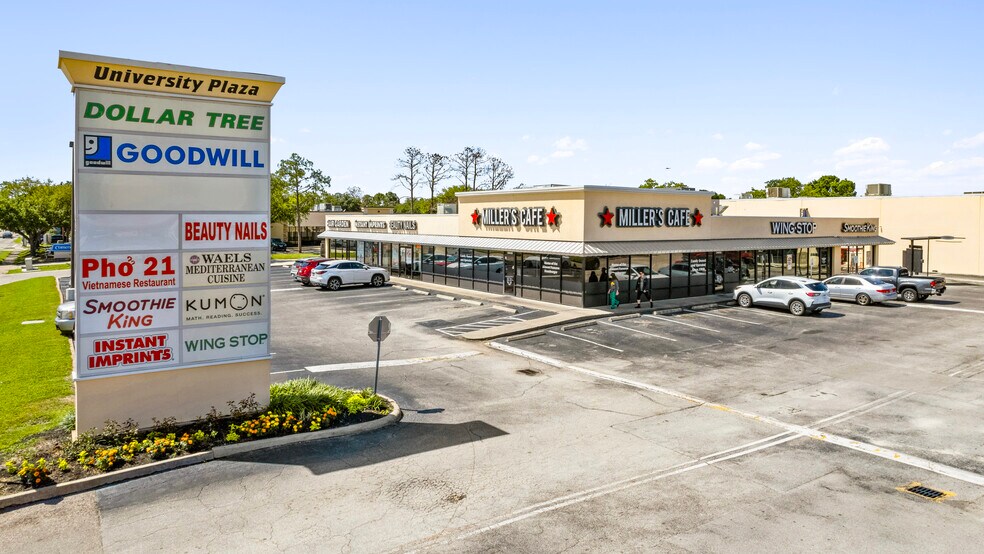 More Photos Of 2409-2469 Bay Area Blvd, Houston General Retail For Sale