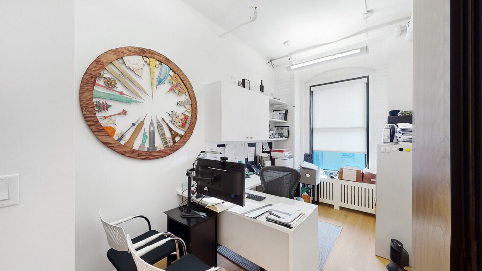 More Photos Of 375 Greenwich St, New York Office For Lease