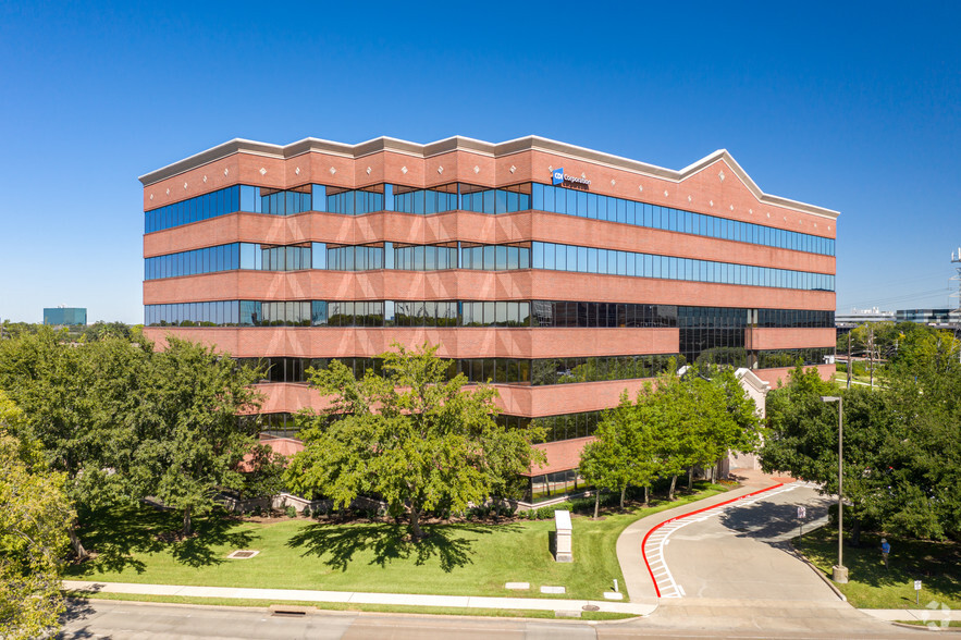 Primary Photo Of 11200 Richmond Ave, Houston Office For Lease