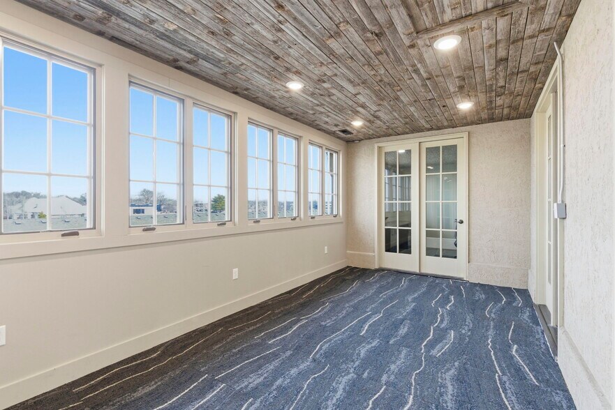 More Photos Of 1531 E Bradford Pky, Springfield Medical For Lease