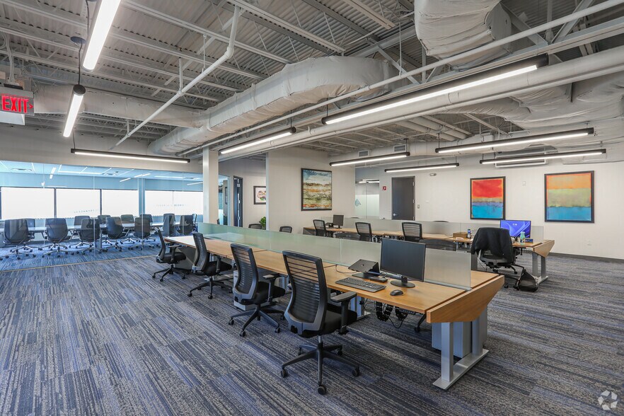 More Photos Of 100 Pennsylvania Ave, Framingham Office For Lease