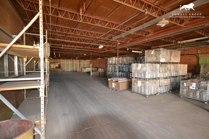 More Photos Of 1111 N Avenue S, Lubbock Warehouse For Sale