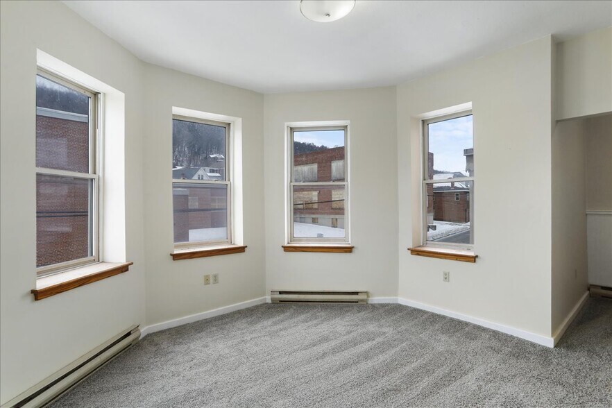 More Photos Of 339 Frederick St, Cumberland Multifamily For Sale
