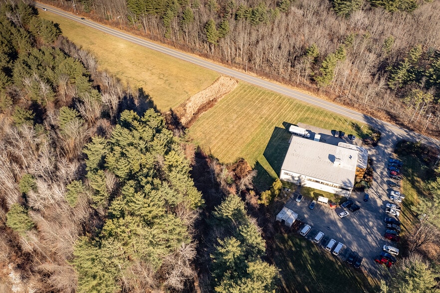 More Photos Of 363 Pickering Rd, Rochester Light Manufacturing For Sale