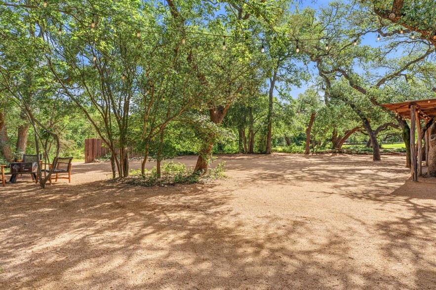 More Photos Of 1770 N Elder Hill Rd, Driftwood Specialty For Sale