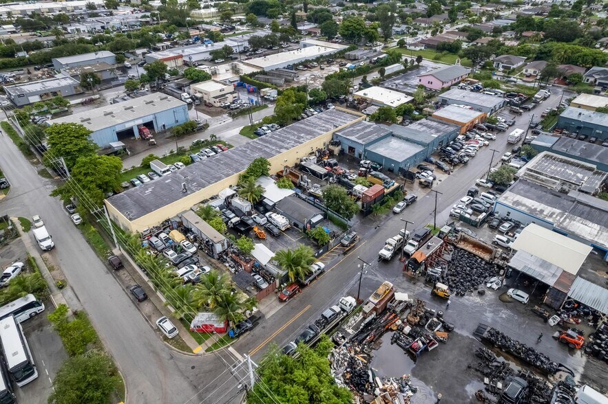 More Photos Of 2201-2227 SW 57th Ave, West Park Warehouse For Sale