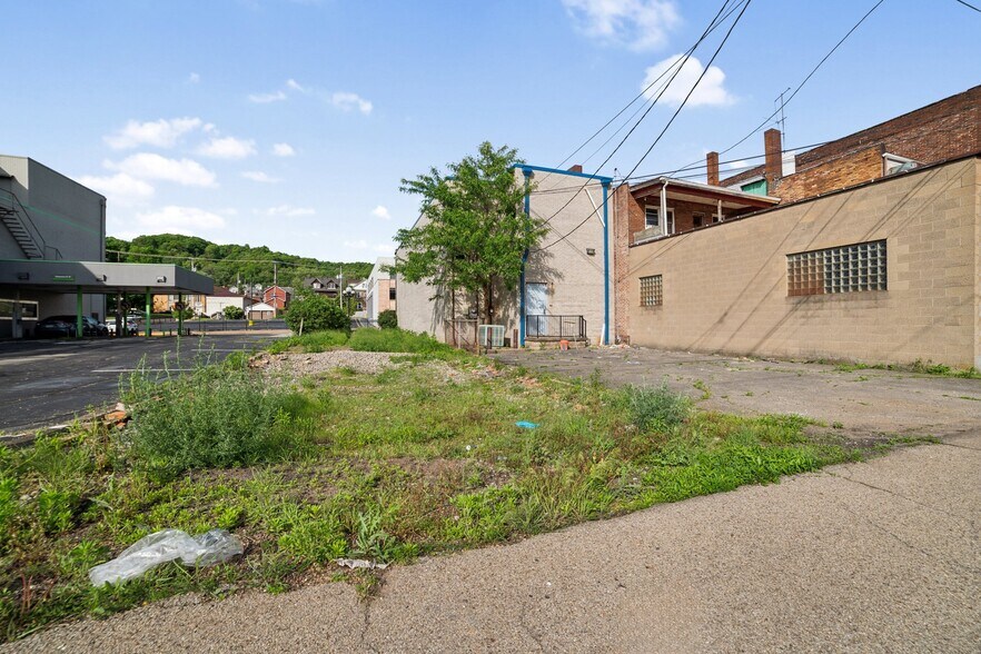 More Photos Of 616 Midland Ave, Midland Office Residential For Sale