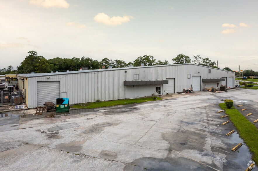 More Photos Of 201 Hickman Dr, Sanford Manufacturing For Sale