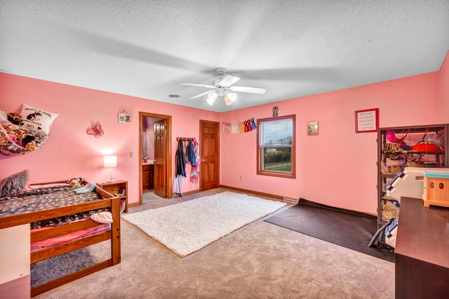 More Photos Of 16449 S Boone Rd, Columbia Station Specialty For Sale